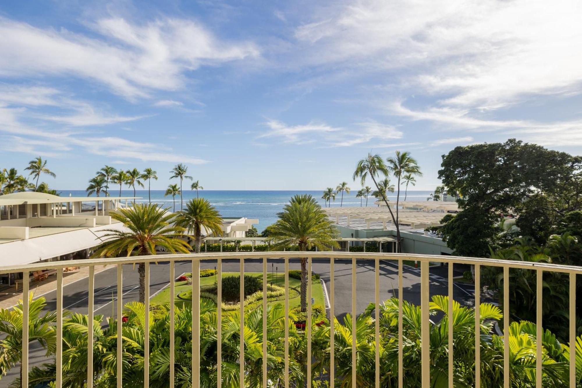 The Kahala Y 5*